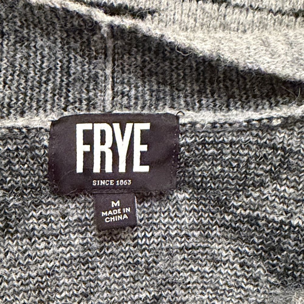Frye Ladies Size Medium Gray and Black Geometric Cardigan - Picture 6 of 7